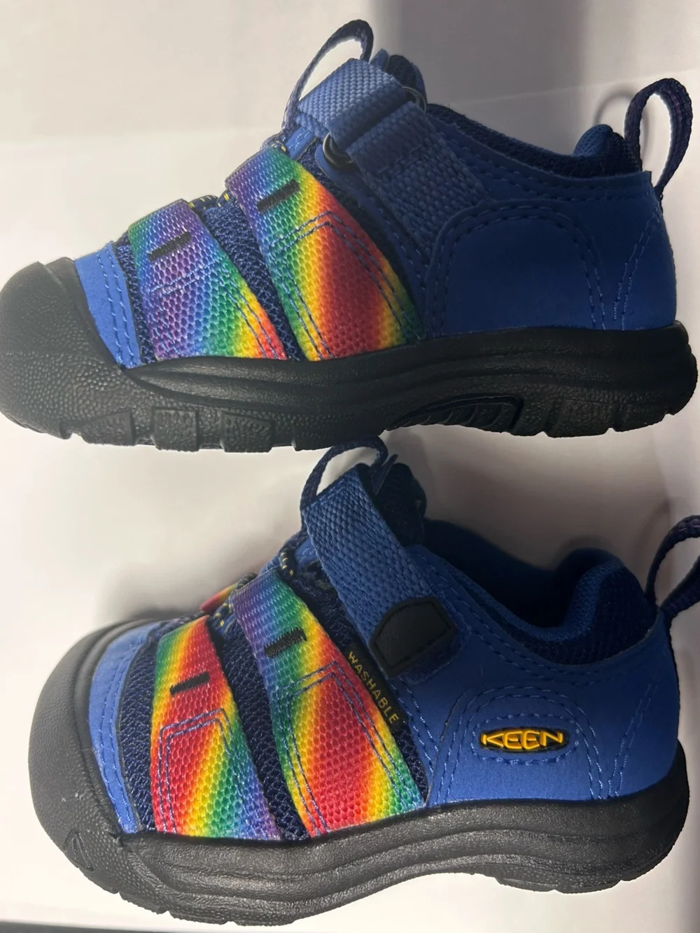 NWOB KEEN Newport H2SHO Toddler Size 5 Rainbow Blue Sneakers Shoes